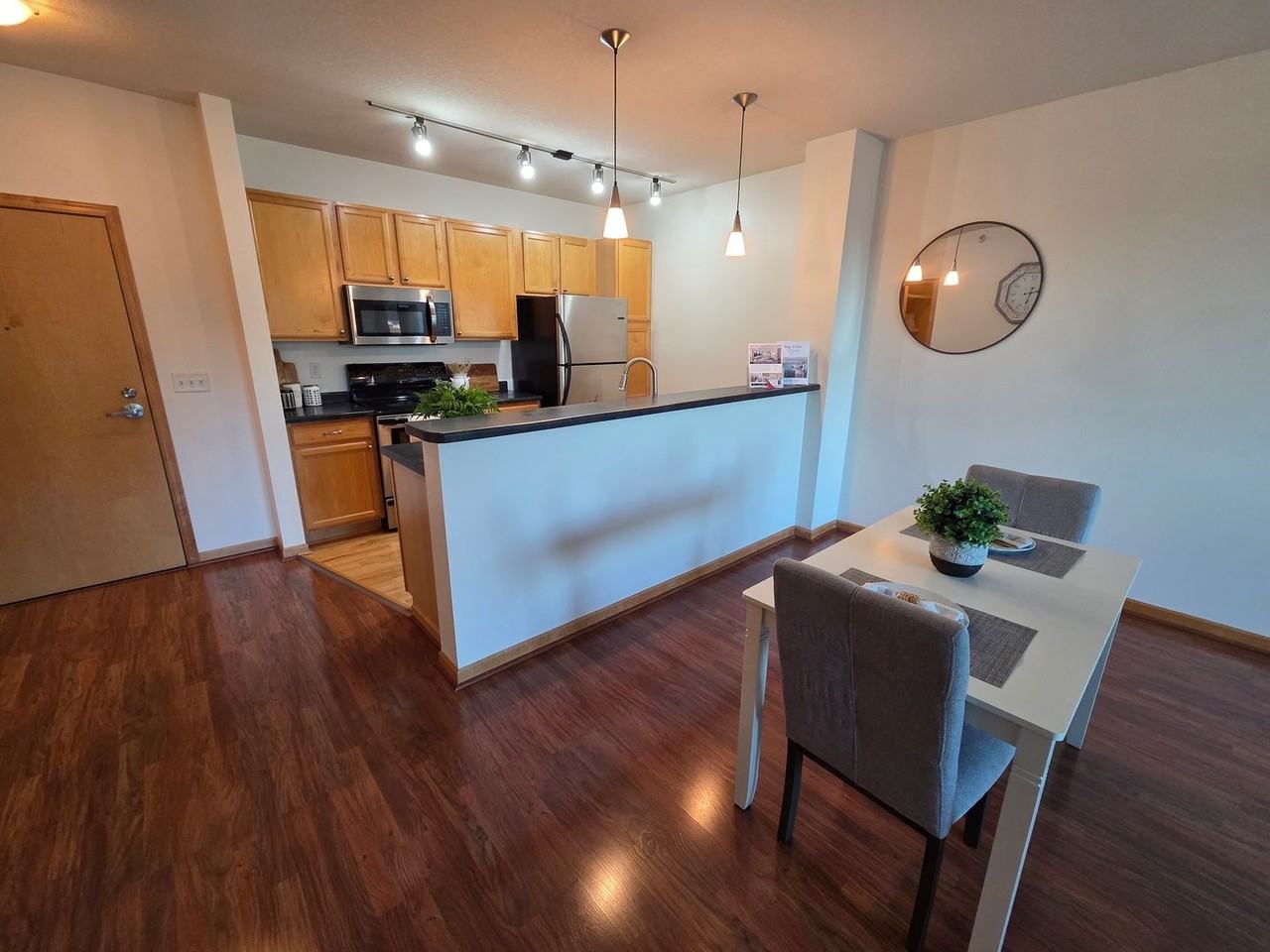 7601 Aldrich Ave S - Photo 3 of 18
