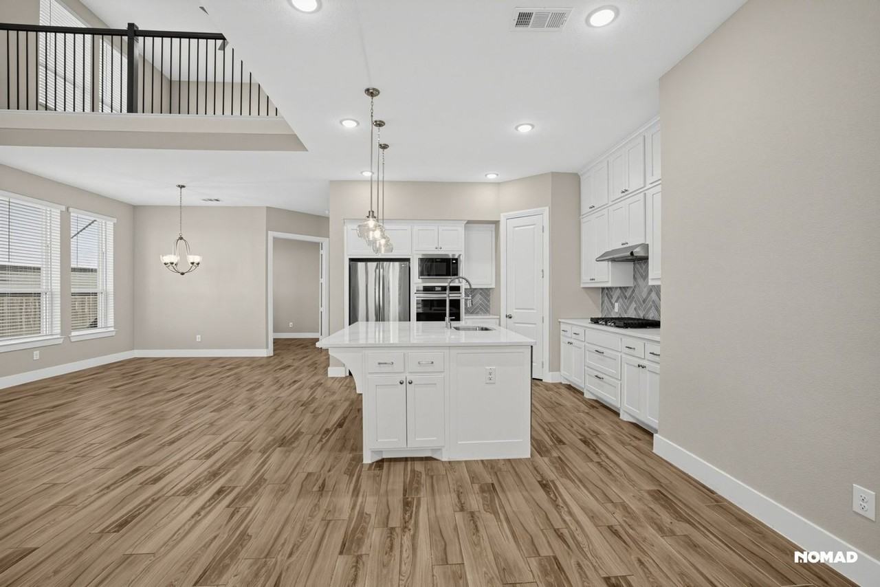 1901 Halkin Rd - Photo 5 of 46