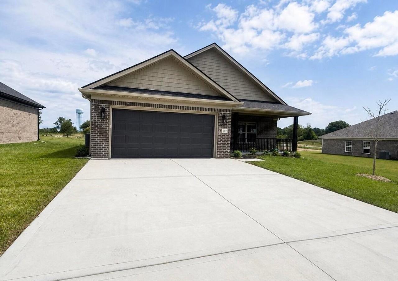 307 307 Cinchpost Circle - Photo 3 of 6