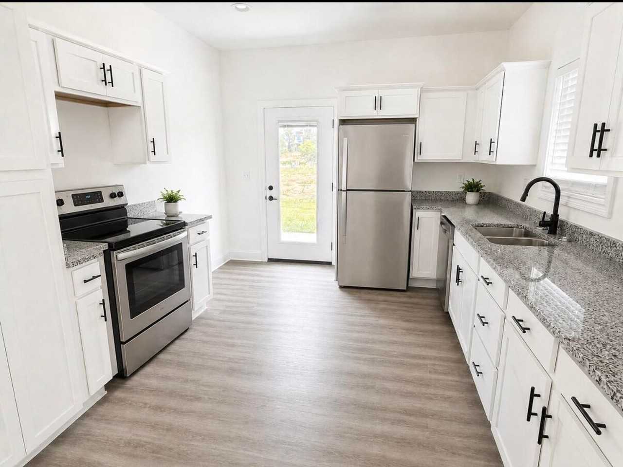 307 307 Cinchpost Circle - Photo 4 of 6
