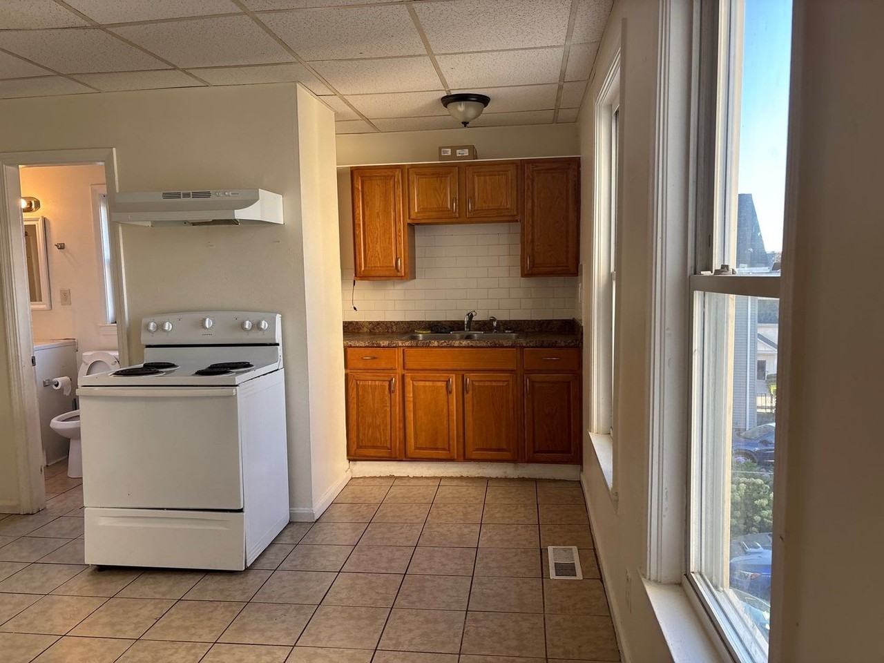 6 Dorchester St - Photo 2 of 25