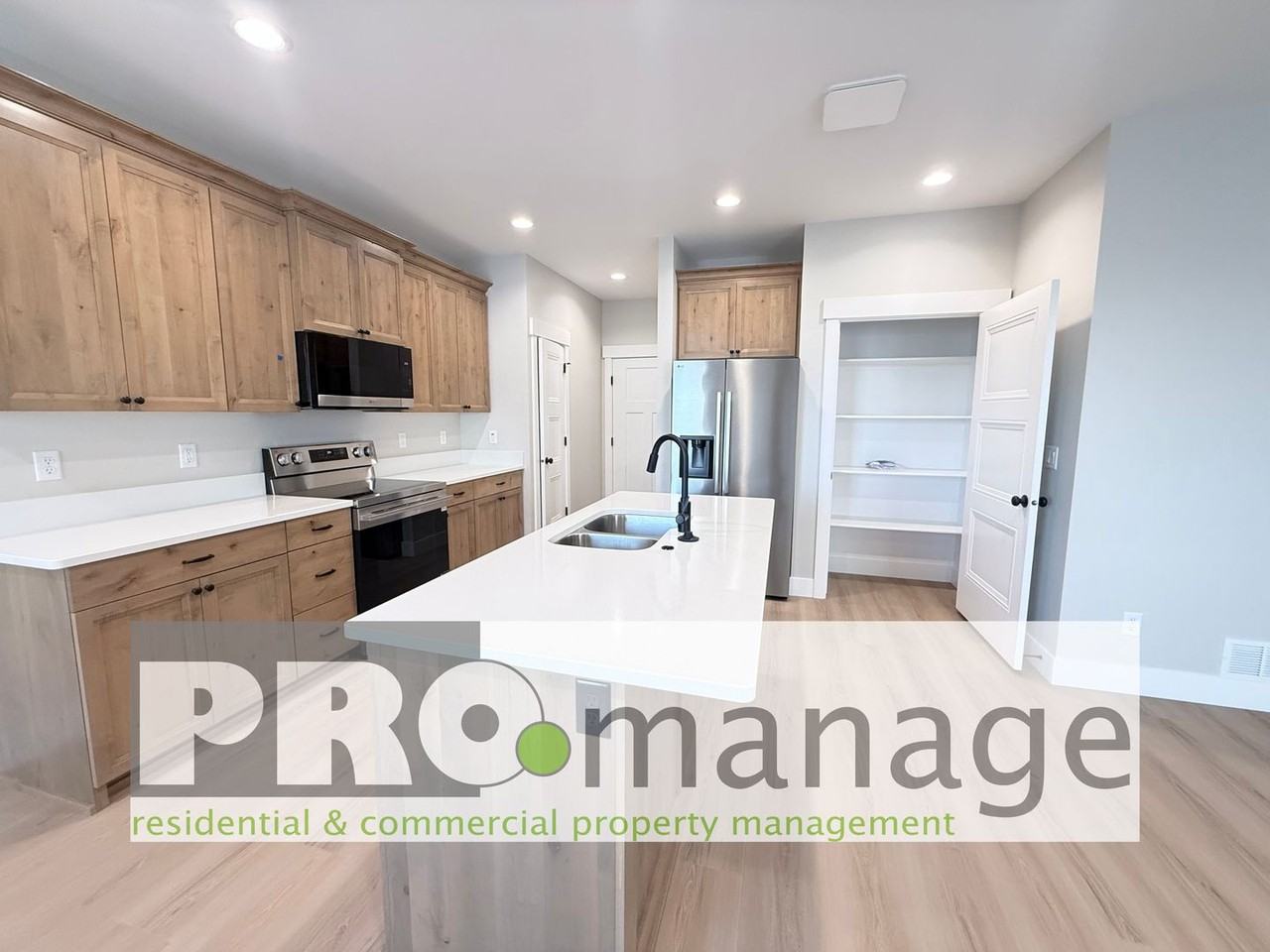 4769 Hazen Dr - Photo 2 of 19