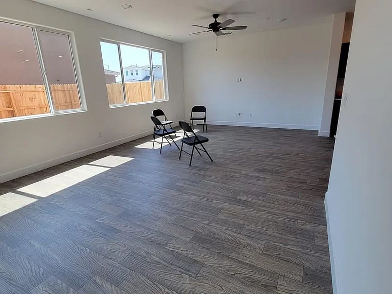 2434 Explorador Dr - Photo 6 of 14