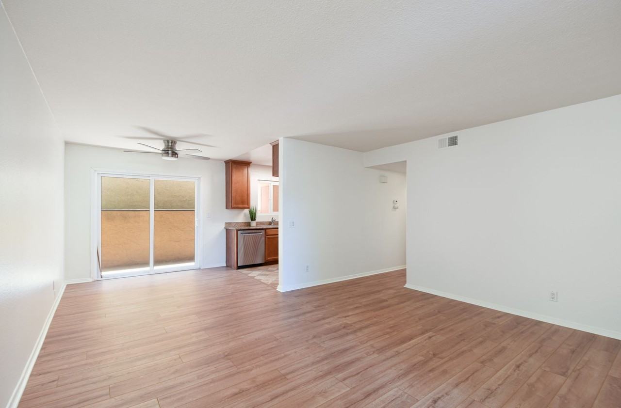 530 Calle Montecito - Photo 3 of 14