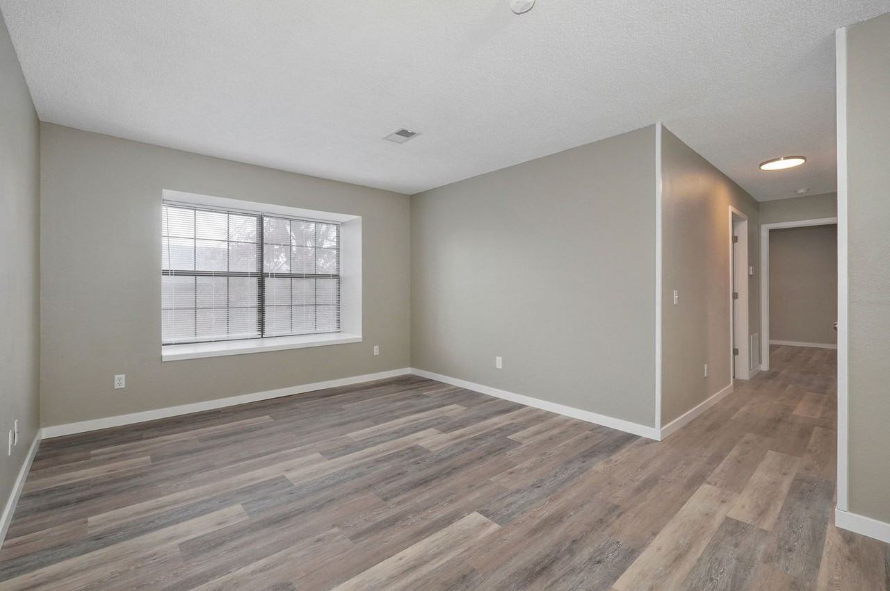 932 New Buffalo Rd #21 - Photo 5 of 14