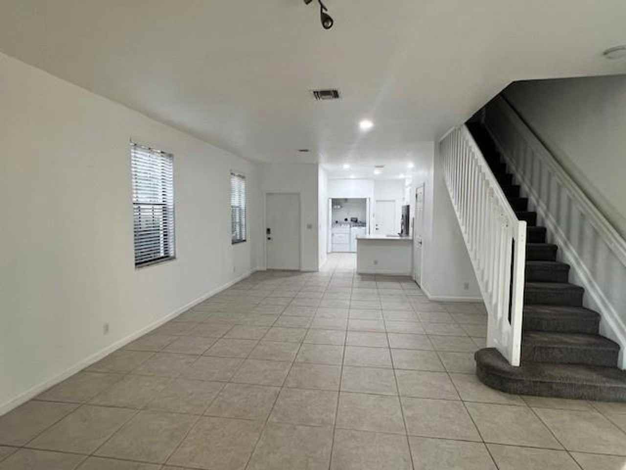 4150 4150 Forest Dr th 4150 - Photo 6 of 31