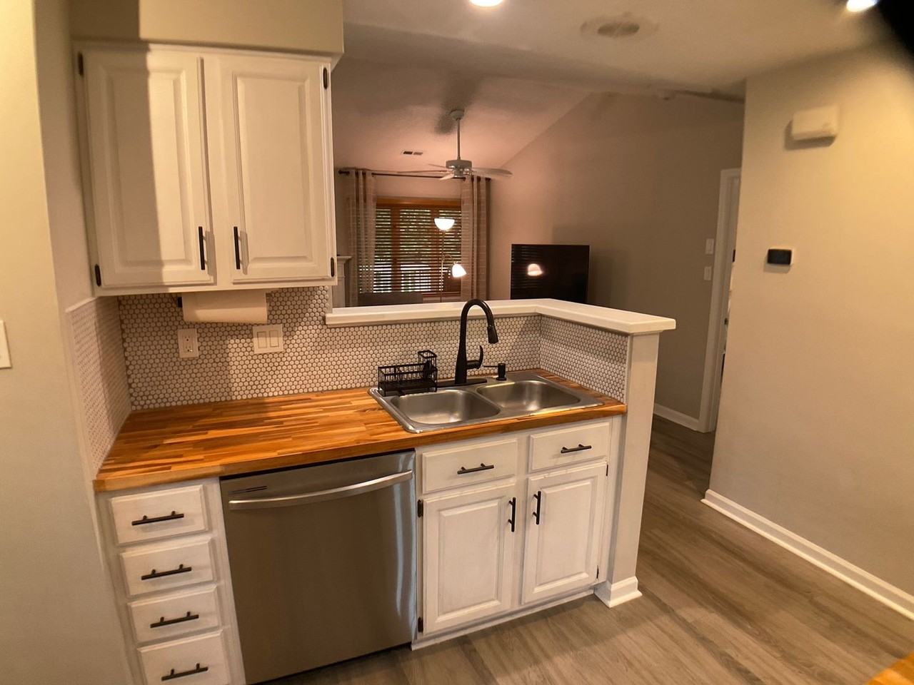 4118 Pin Oak Dr - Photo 5 of 26