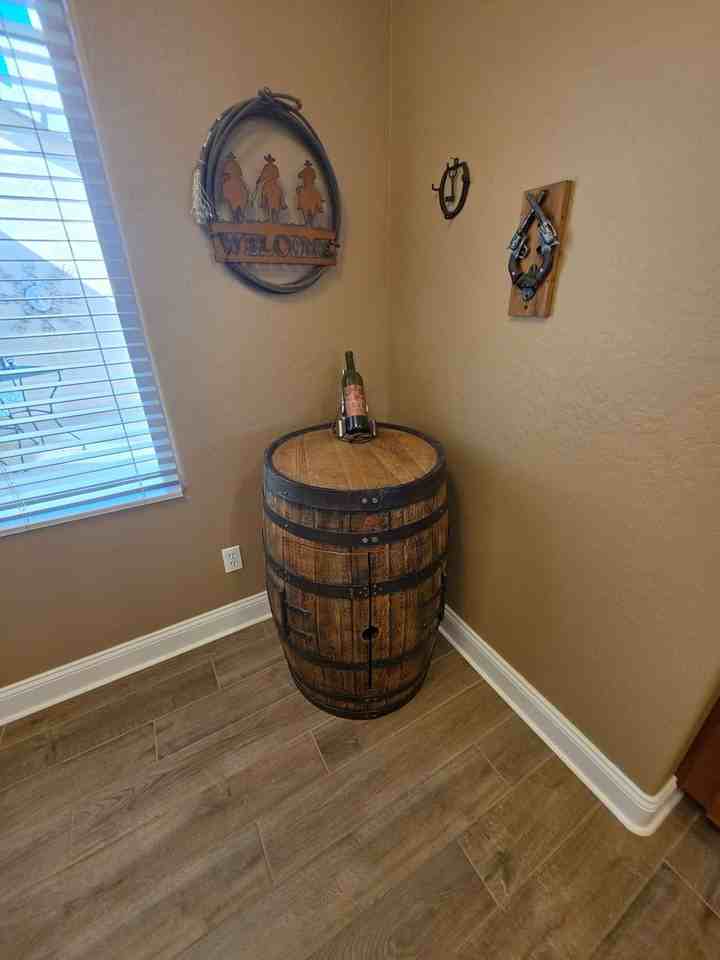9911 E Prospector Dr - Photo 5 of 37