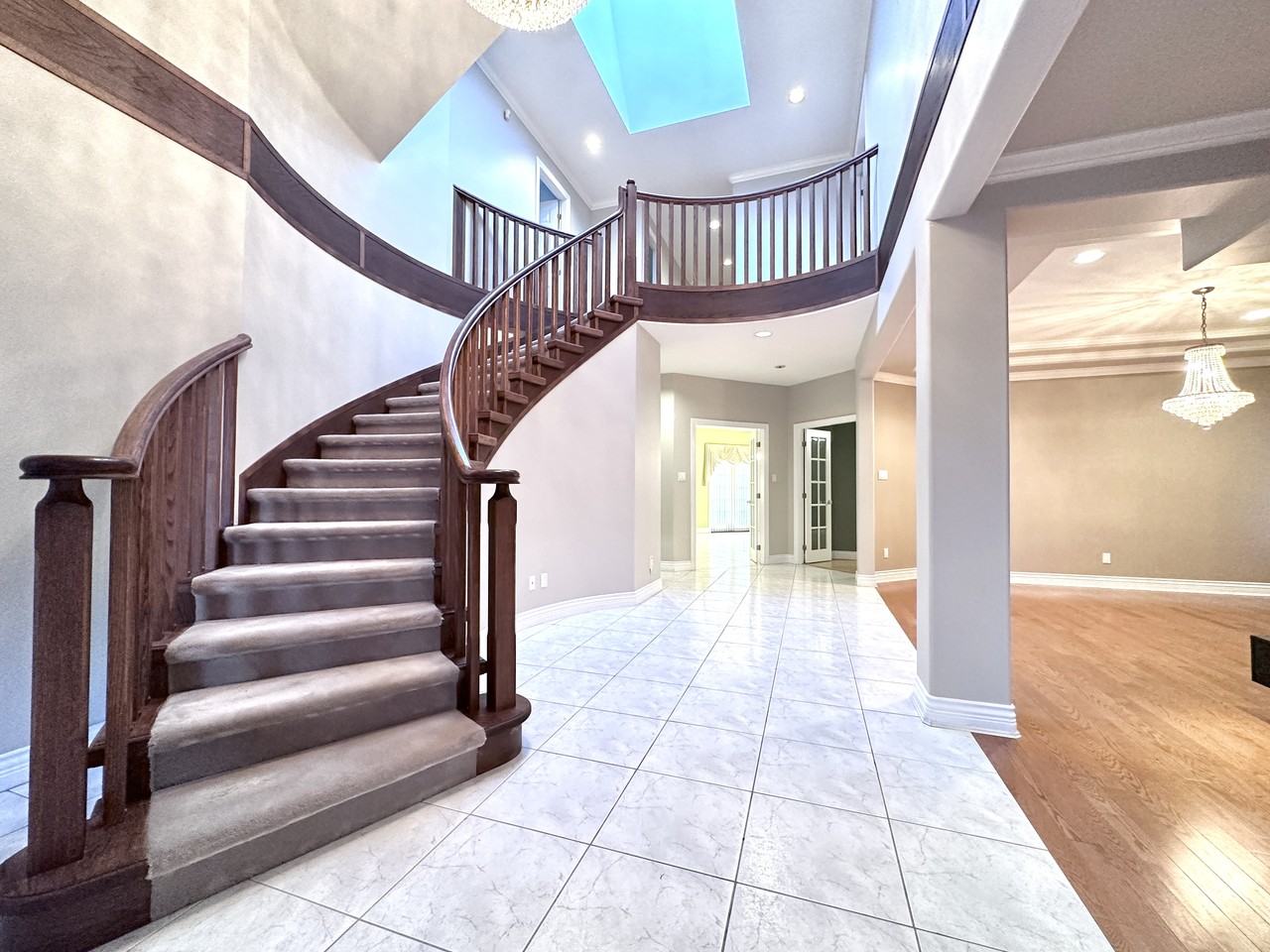7411 Belair Drive - Photo 4 of 9