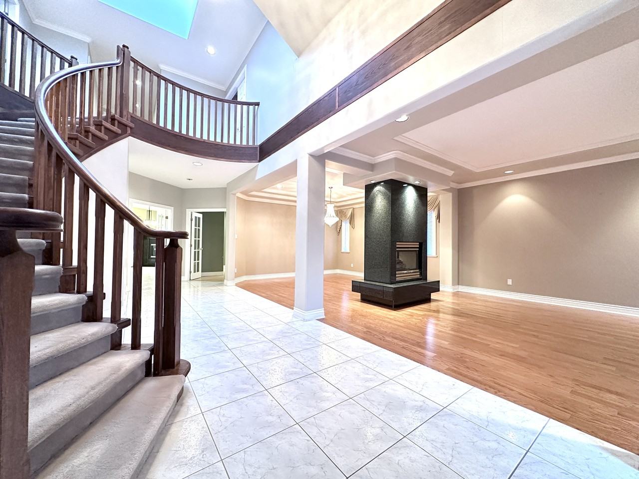 7411 Belair Drive - Photo 5 of 9