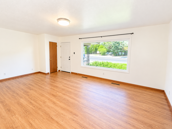 200 E Boise Ave - Photo 3 of 20