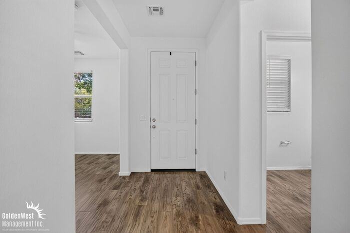 3629 E Sexton St - Photo 4 of 25