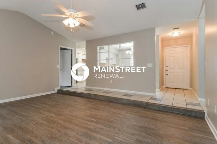 2141 Minorcan St - Photo 2 of 16