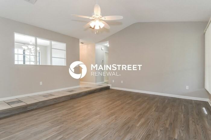 2141 Minorcan St - Photo 3 of 16