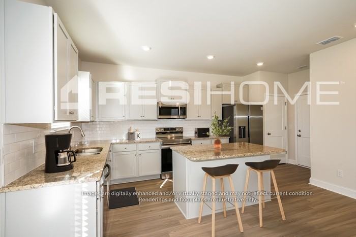 879 Keats Way - Photo 4 of 20