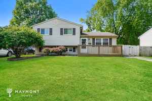 featured image of 5039 Albany Dr