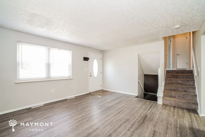 5039 Albany Dr - Photo 2 of 14