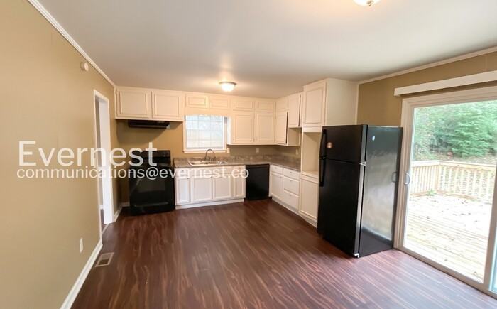 420 20th Ct Ne - Photo 5 of 20