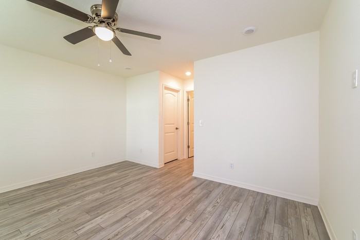 221 Linda Ln - Photo 6 of 12