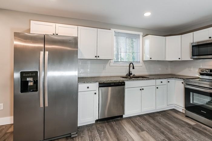 141 Nathan Rd Sw - Photo 5 of 15
