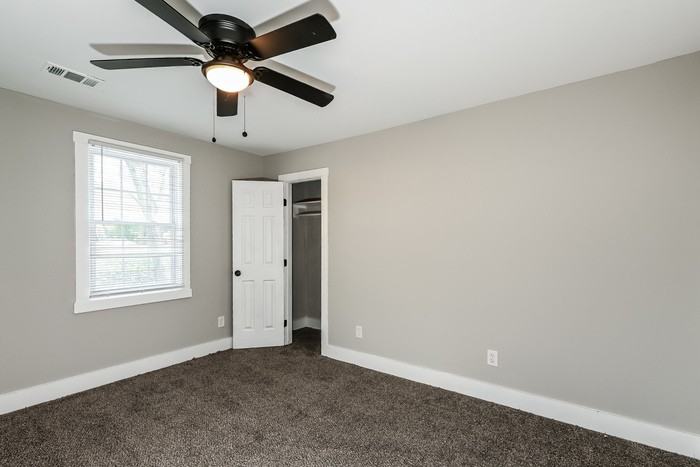 141 Nathan Rd Sw - Photo 7 of 15