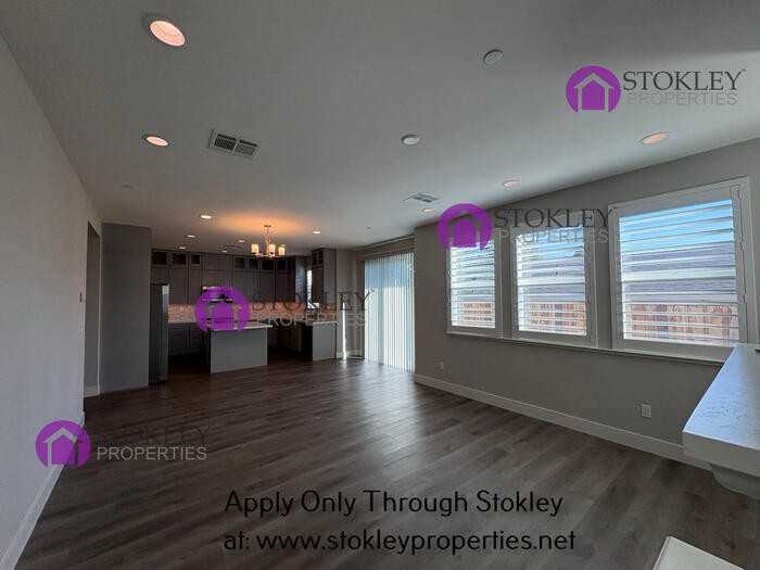 1631 1st Ave - Photo 5 of 45