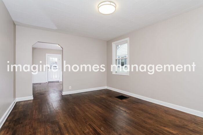 4306 Duneden Ave - Photo 5 of 18