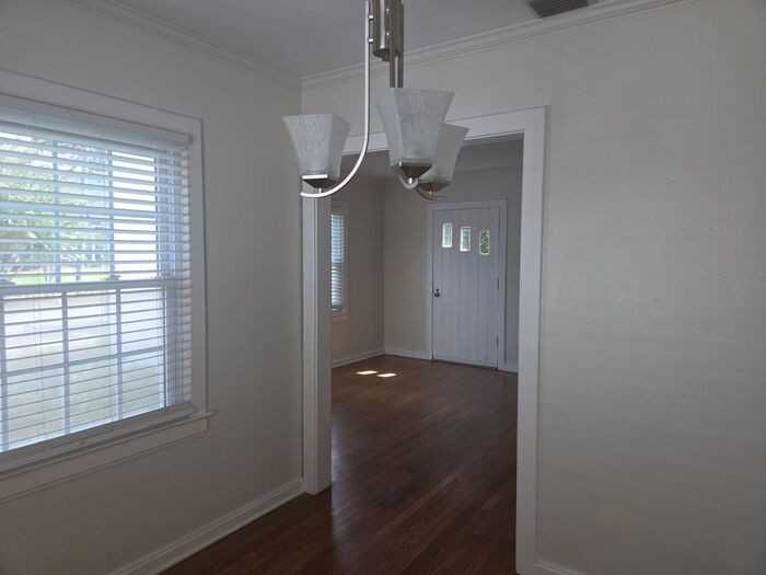 2004 Harrison Ave - Photo 6 of 16