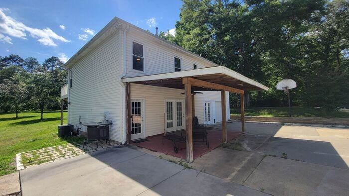 1611 Fairview Rd - Photo 3 of 27