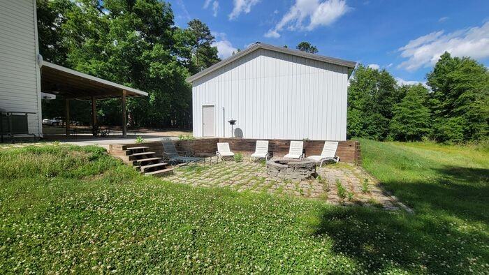 1611 Fairview Rd - Photo 4 of 27