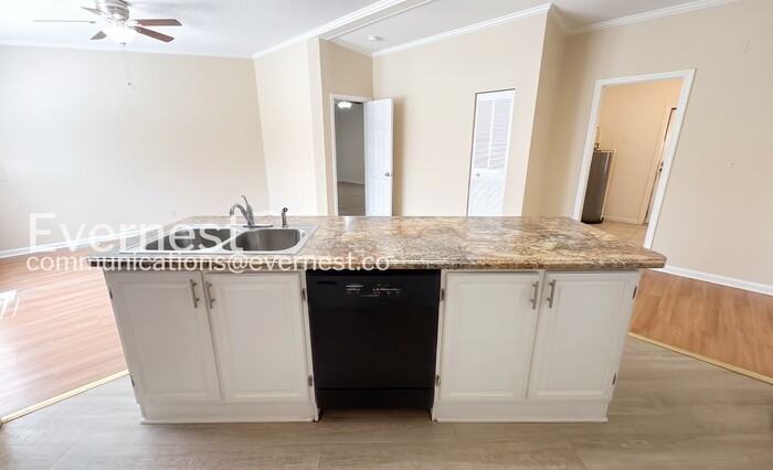 414 Ne Fields Rd - Photo 7 of 30