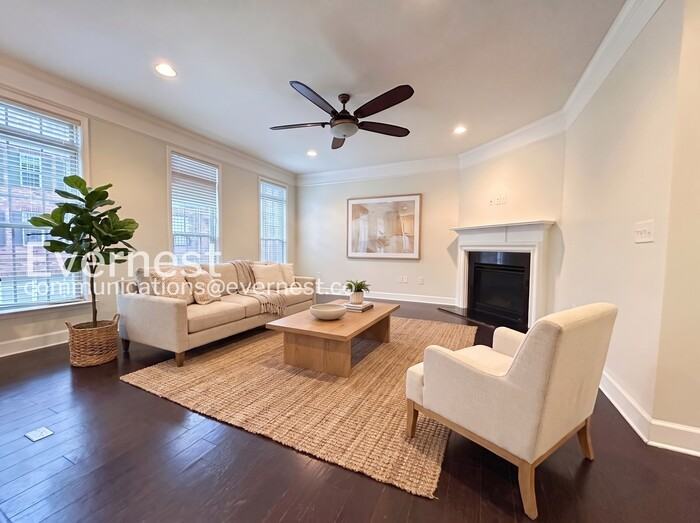 2544 Sibley Dr Ne - Photo 2 of 24