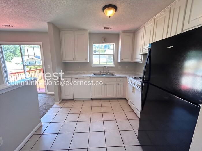 4525 Jackam Ridge Ct - Photo 6 of 18