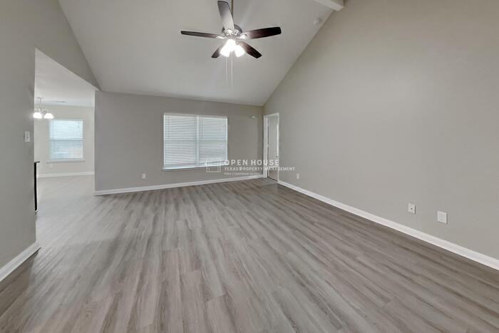 6237 Ryan Creek Rd - Photo 5 of 20