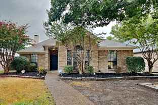 1100 Pin Oak Ln - Photo 1 of 1