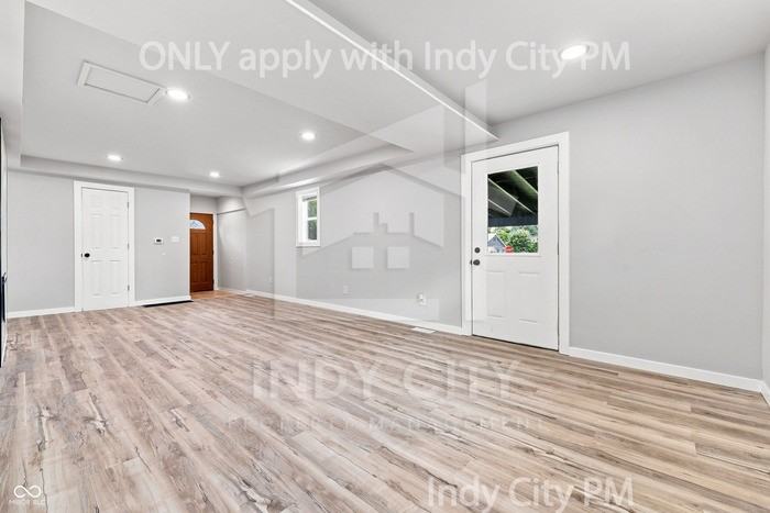 1062 N Tremont St - Photo 2 of 27