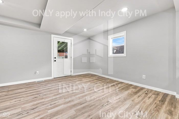 1062 N Tremont St - Photo 7 of 27