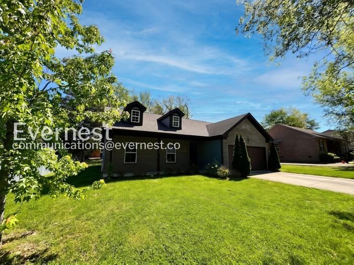 2609 Vista Ln - Photo 2 of 20