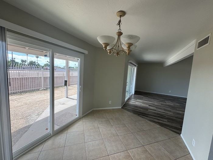 3517 W Vogel Ave - Photo 5 of 15
