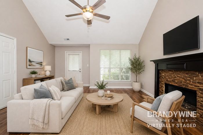690 Beaver Run Trce - Photo 3 of 22