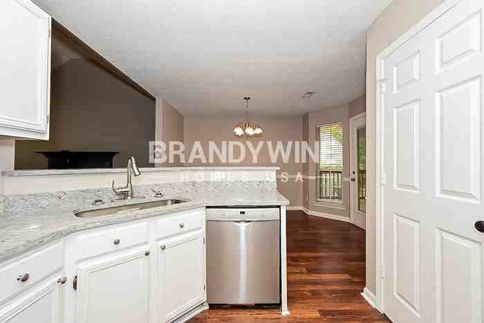 690 Beaver Run Trce - Photo 5 of 22