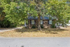 featured image of 4901 Teton Dr #B