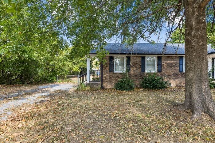 4901 Teton Dr #B - Photo 6 of 31