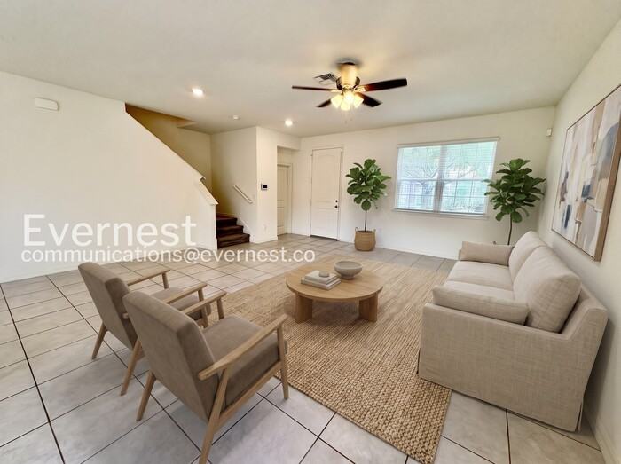 13716 Summerport Village Pkwy - Photo 2 of 21