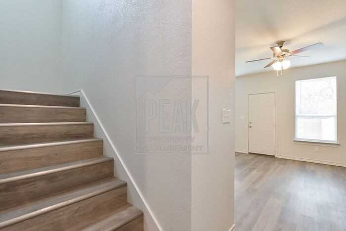1804 Bessie St - Photo 4 of 22