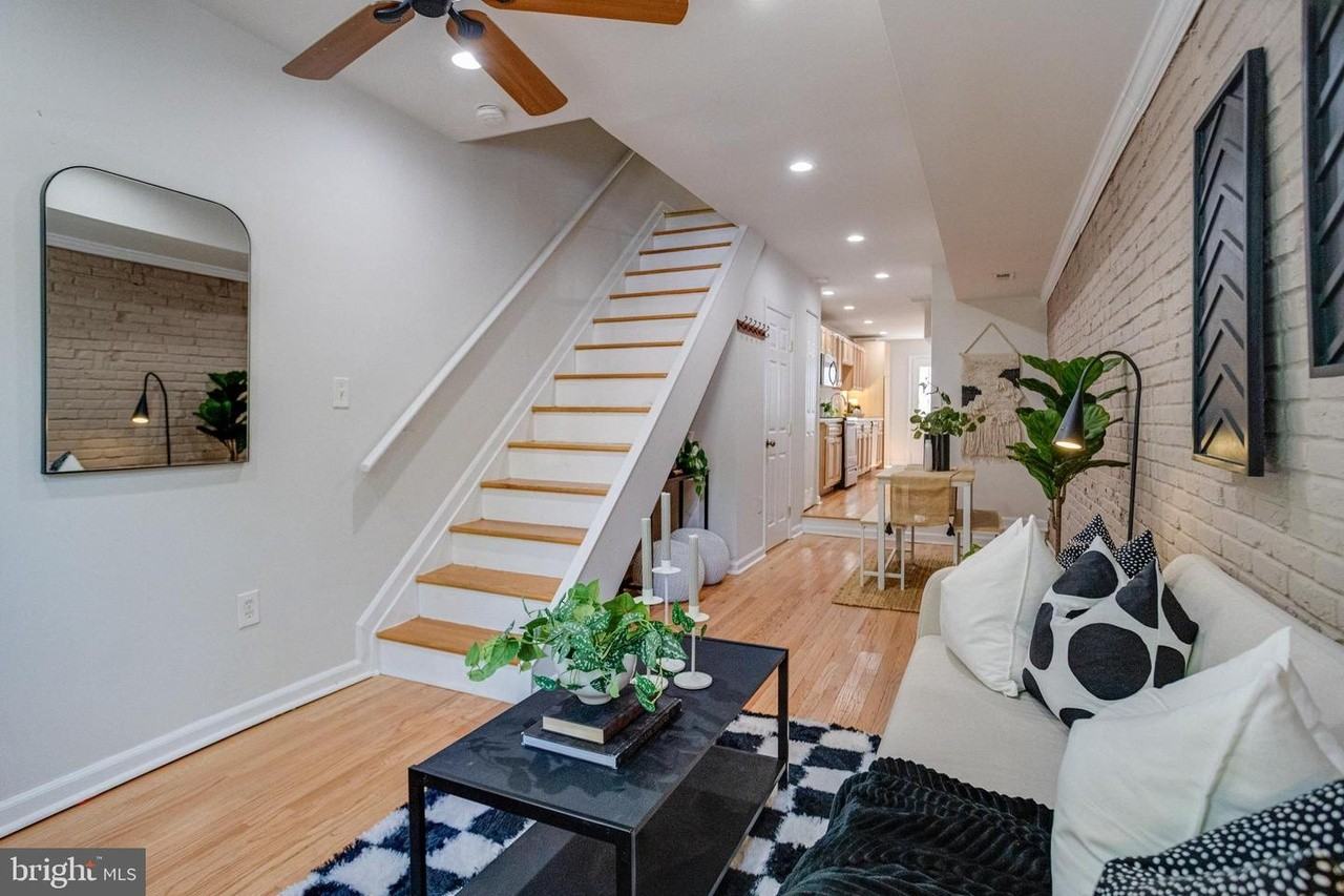 305 South Collington Avenue - Photo 3 of 31