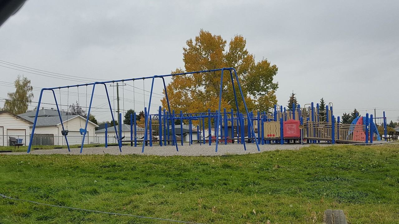 Mardale Dr ##Ne - Photo 4 of 14