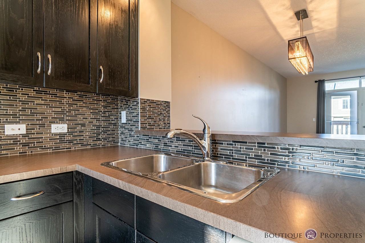 172 Evansview Gdns Nw - Photo 7 of 26