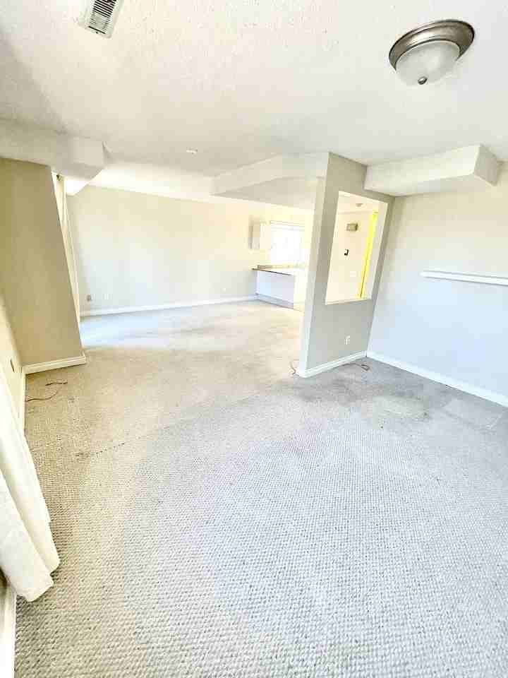 2700 - 144 - 3015 51 Street Southwest - Photo 5 of 37