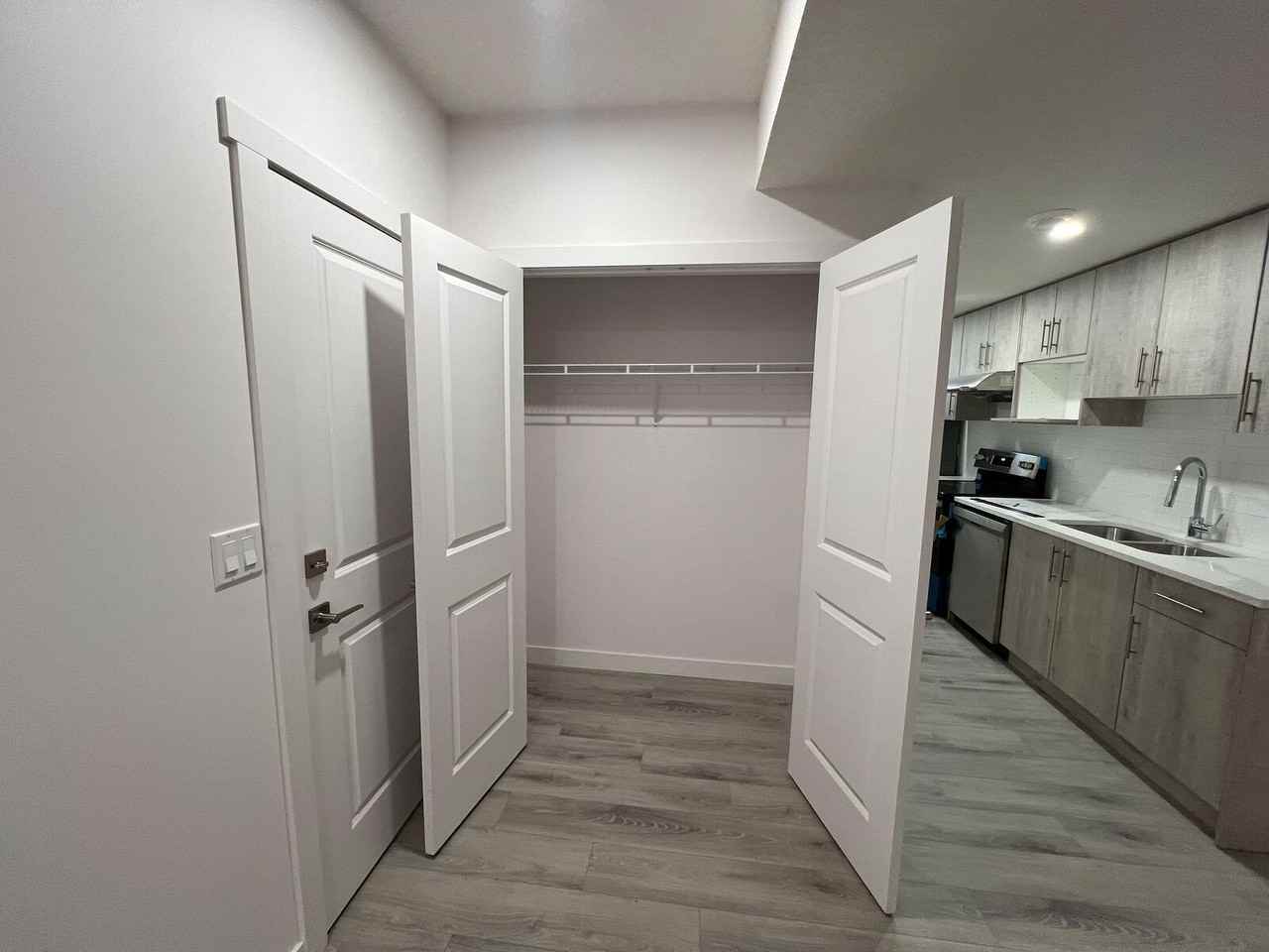 495 Tekarra Dr Nw - Photo 2 of 12